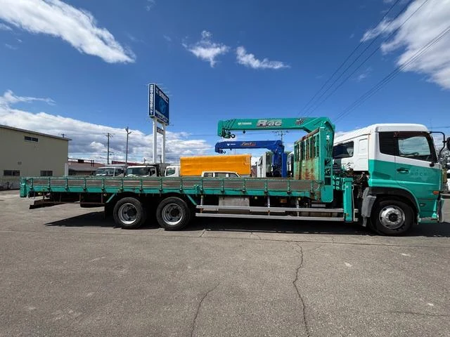 Nissan Diesel QUON 5
