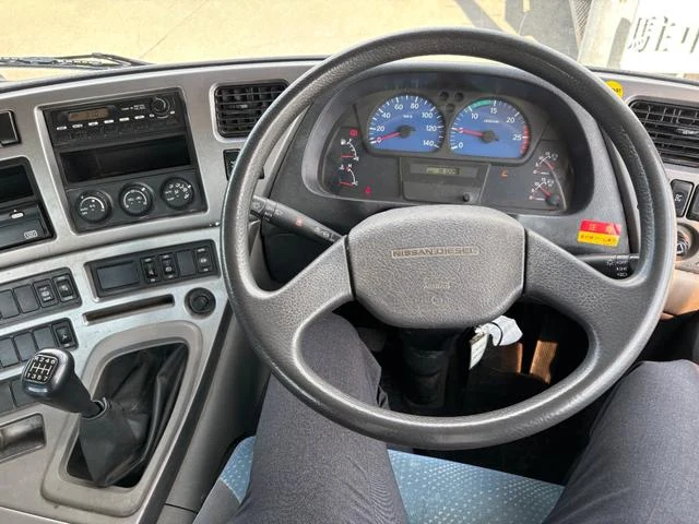 Nissan Diesel QUON 31