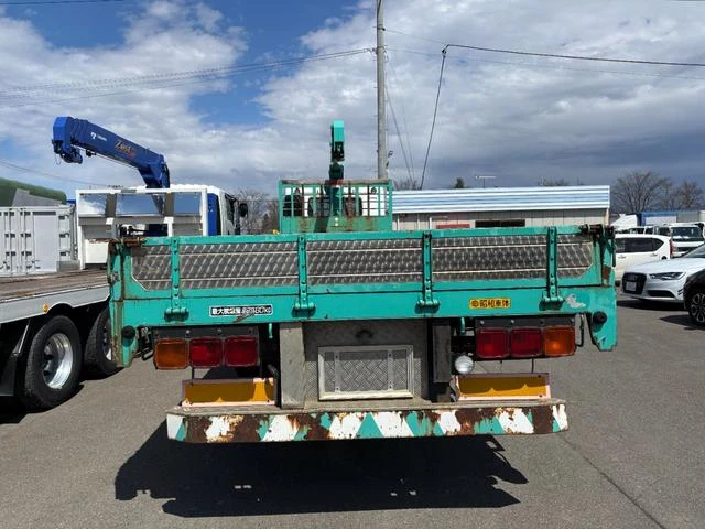 Nissan Diesel QUON 7