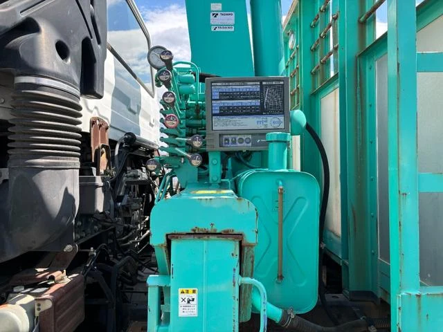 Nissan Diesel QUON 18