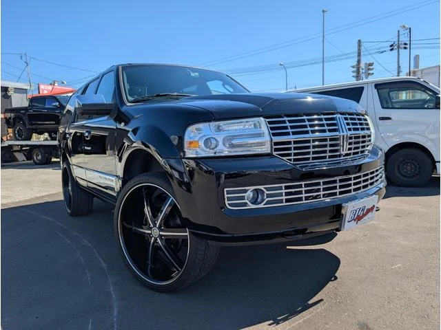 Lincoln NAVIGATOR 2