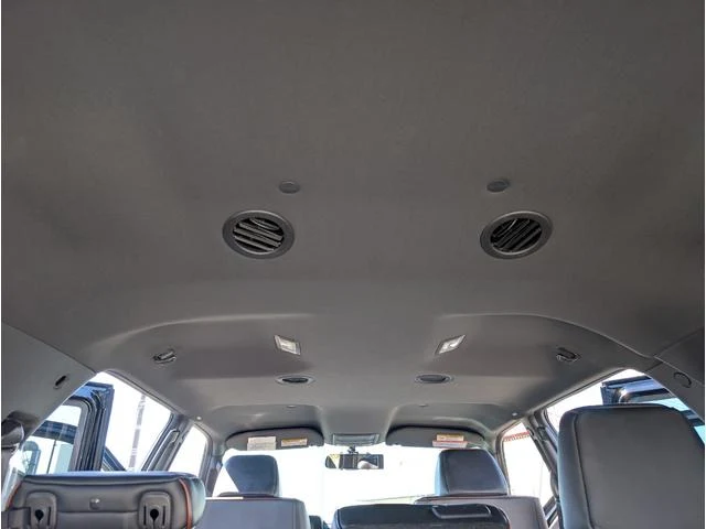 Lincoln NAVIGATOR 28