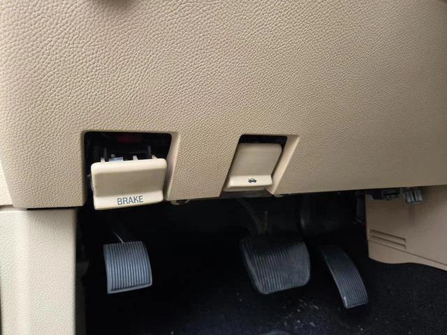 Lincoln NAVIGATOR 28