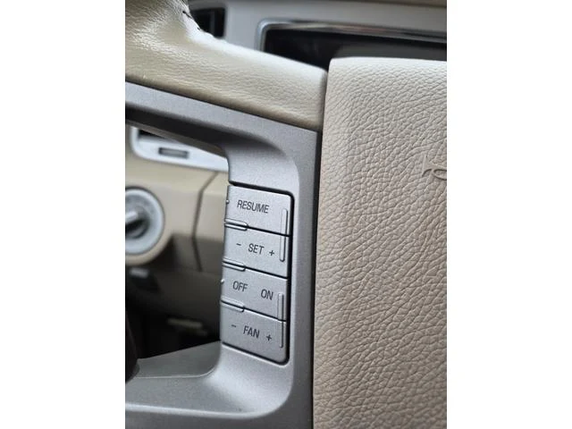 Lincoln NAVIGATOR 31