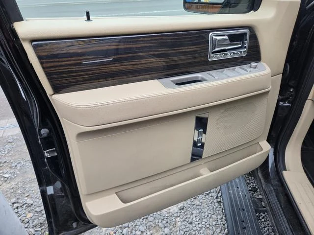 Lincoln NAVIGATOR 25