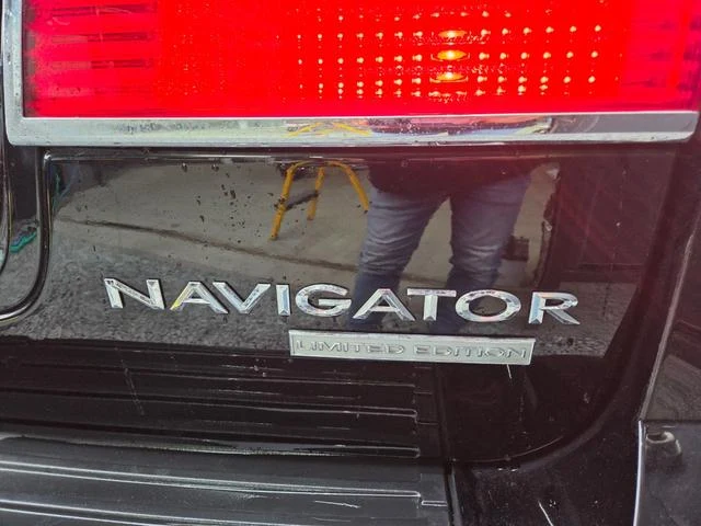 Lincoln NAVIGATOR 59