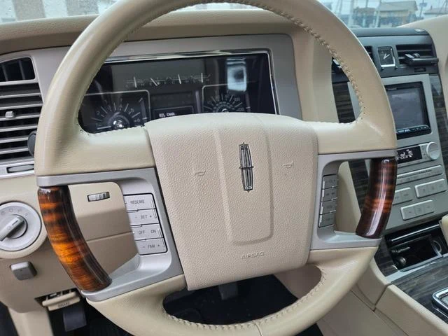 Lincoln NAVIGATOR 30
