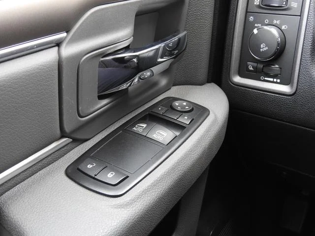 Dodge RAM 26