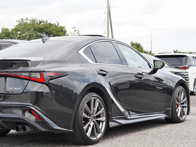 Lexus IS 14