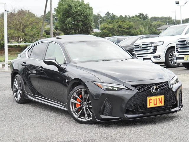 Lexus IS 2