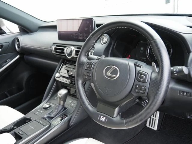 Lexus IS 55