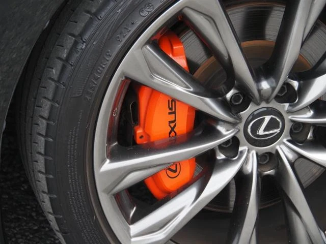 Lexus IS 22
