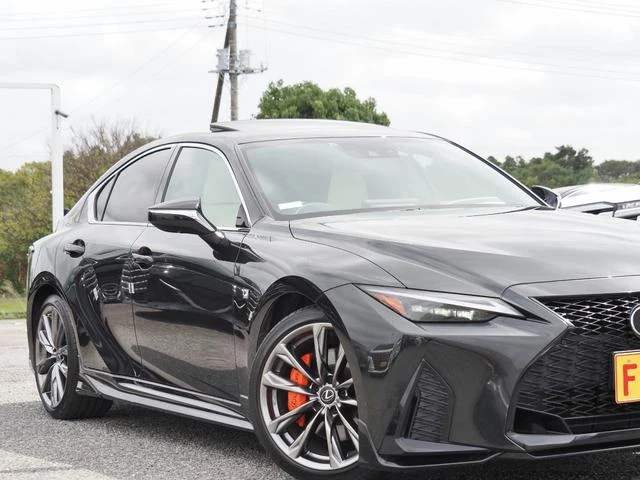 Lexus IS 12