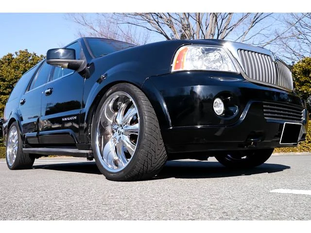 Lincoln NAVIGATOR