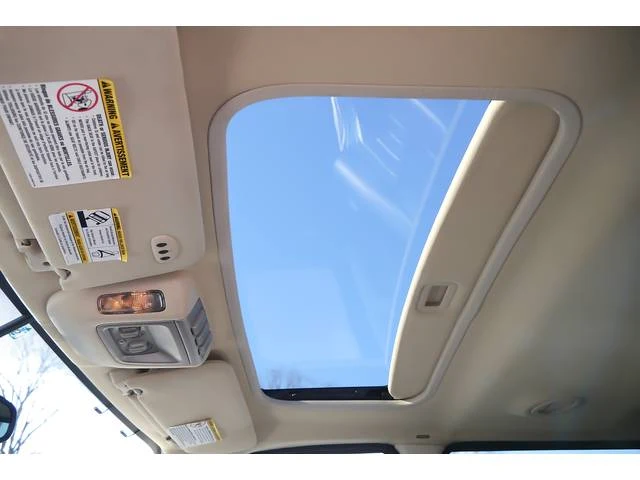 Lincoln NAVIGATOR 23