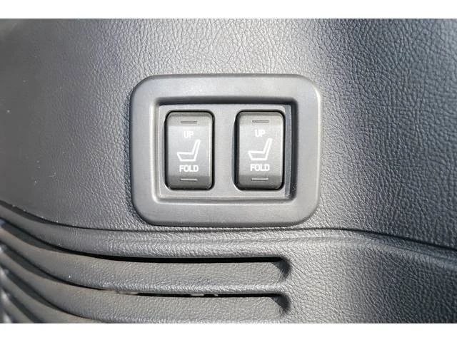Lincoln NAVIGATOR 26
