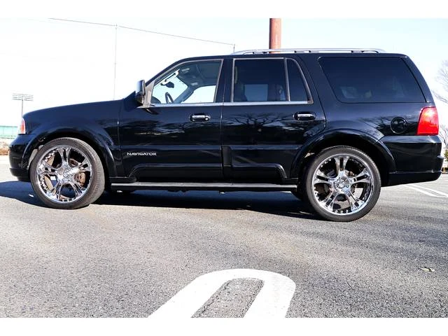 Lincoln NAVIGATOR 9