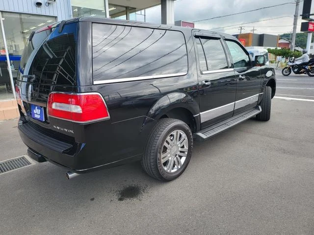 Lincoln NAVIGATOR 10