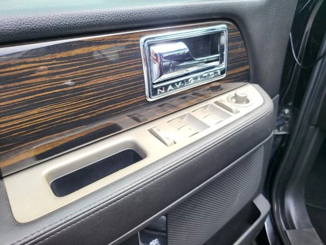 Lincoln NAVIGATOR 43