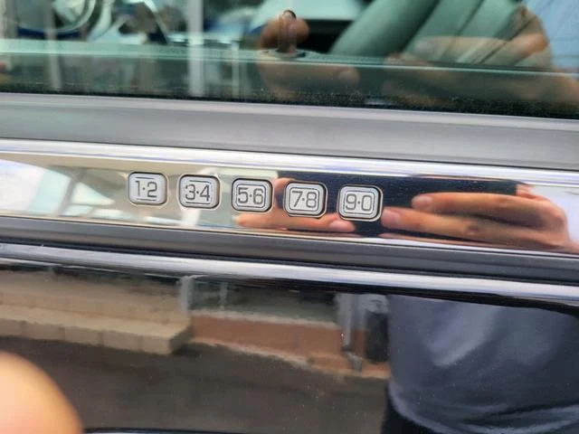 Lincoln NAVIGATOR 41
