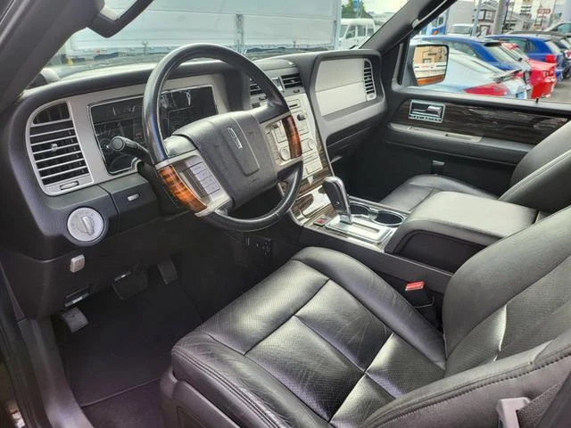 Lincoln NAVIGATOR 4