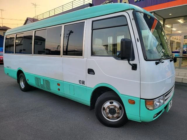 Mitsubishi Fuso ROSA