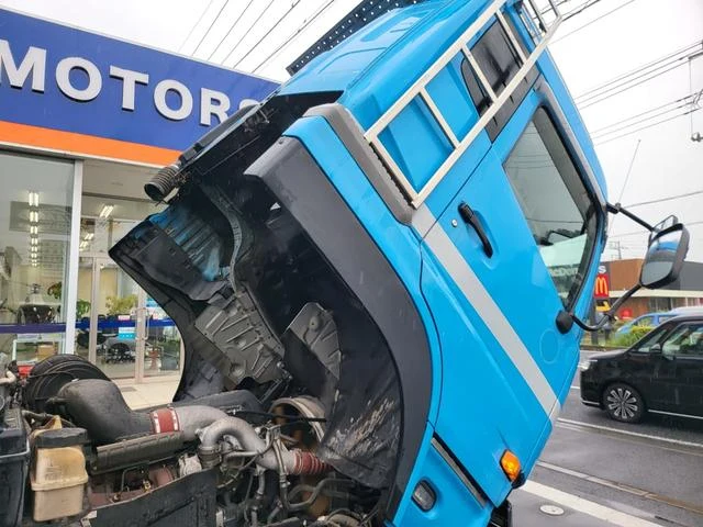 UD Trucks QUON 29
