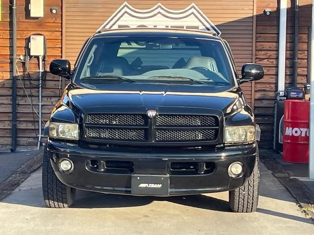 Dodge RAM 9