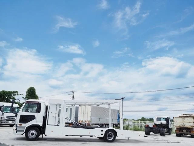 Nissan Diesel CONDOR 2