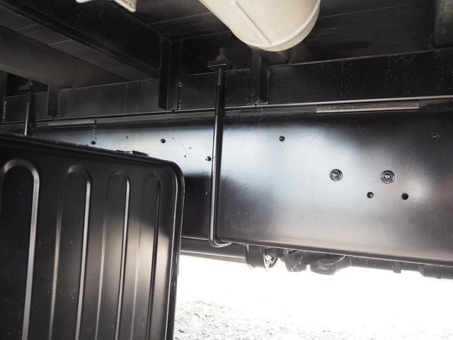 UD Trucks QUON 42