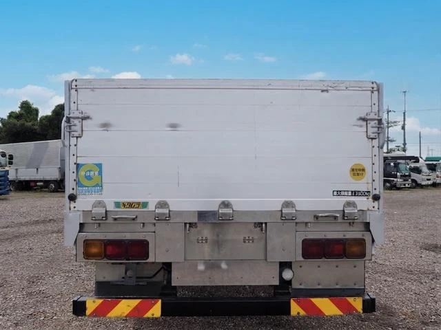 UD Trucks QUON 5