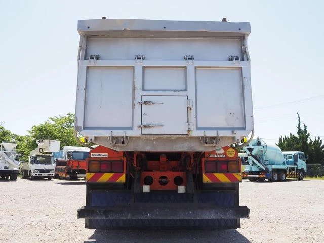 UD Trucks QUON 5