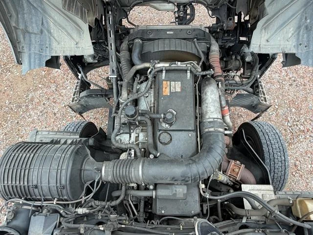 UD Trucks QUON 30