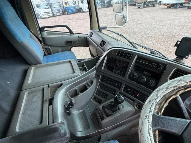 UD Trucks QUON 48