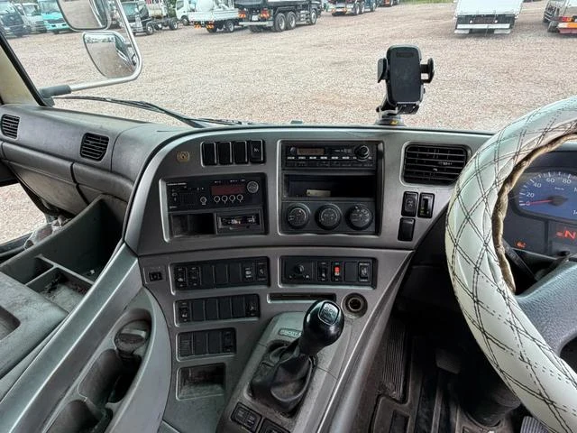 UD Trucks QUON 49