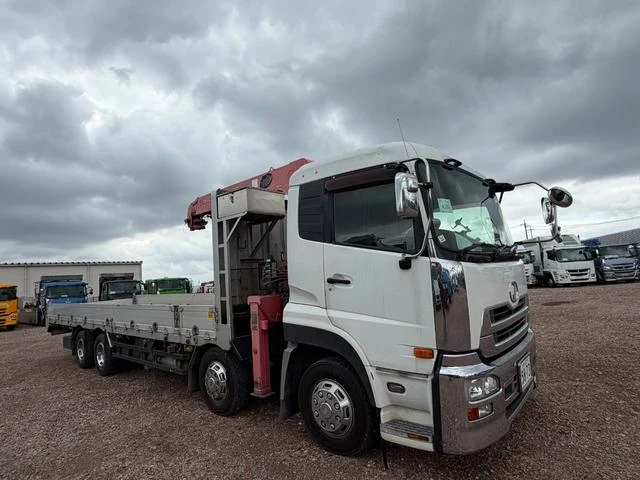 UD Trucks QUON 44