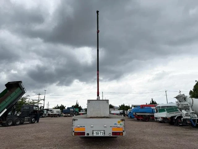 UD Trucks QUON 10