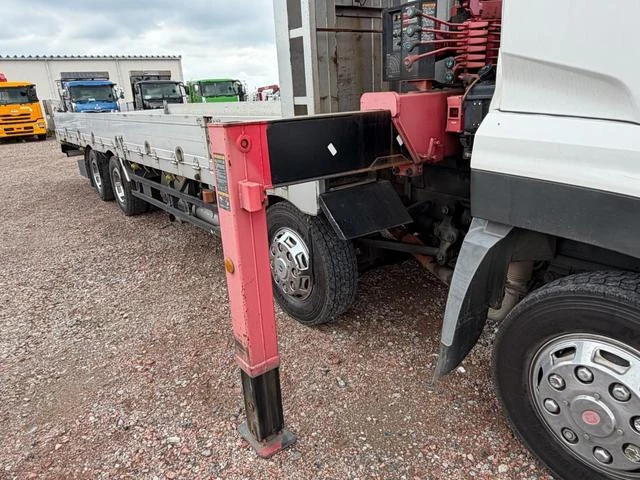 UD Trucks QUON 13