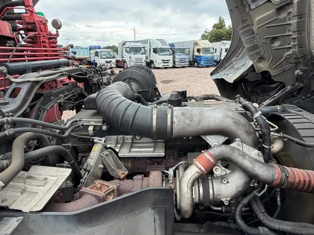 UD Trucks QUON 29