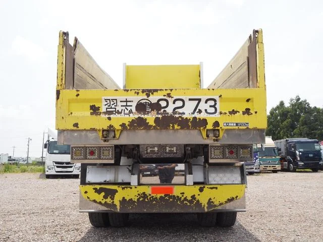 UD Trucks QUON 5