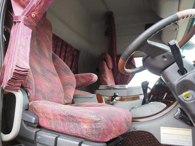 UD Trucks QUON 59
