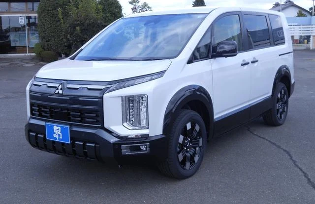 Mitsubishi DELICA