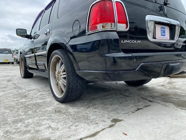 Lincoln NAVIGATOR 18
