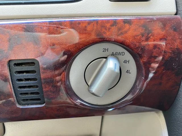 Lincoln NAVIGATOR 29