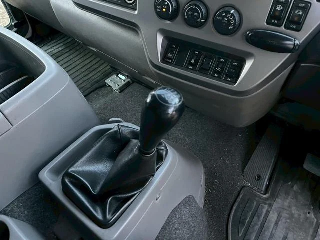 UD Trucks CONDOR 62
