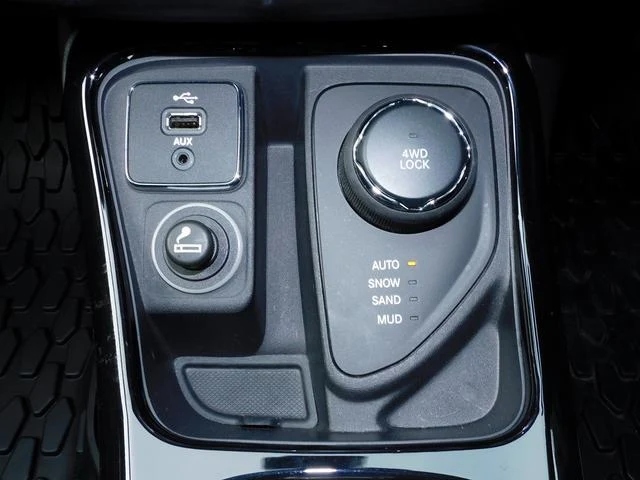 Chrysler JEEP 10