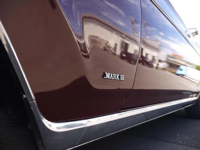 Lincoln MARK III 15