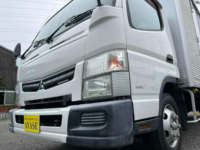 Mitsubishi Fuso CANTER 25