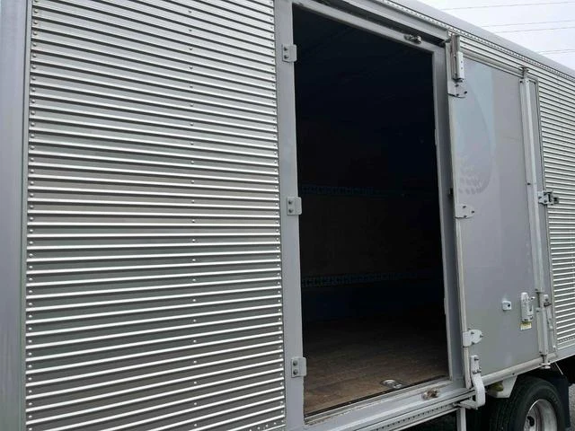 Mitsubishi Fuso CANTER 5
