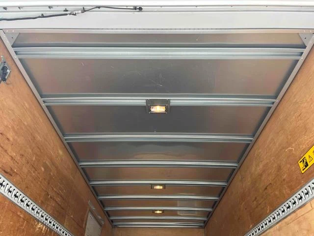 Mitsubishi Fuso CANTER 29